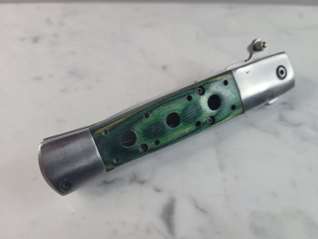 VINTAGE COLLECTIBLE DUCK STILETTO GREEN HANDLED KNIFE (1 of 4)