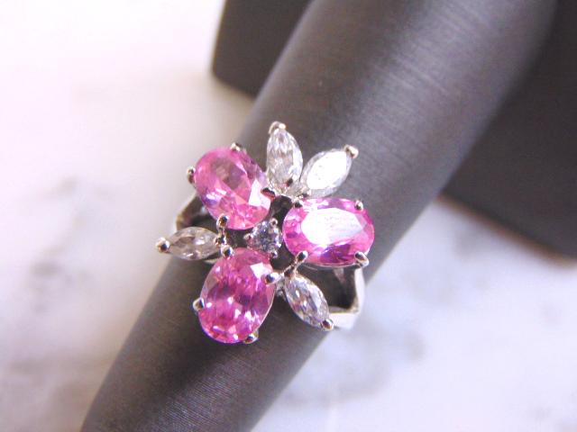 Womens Vintage Sterling Silver Rose Quartz Flower Ring (1 of 5)