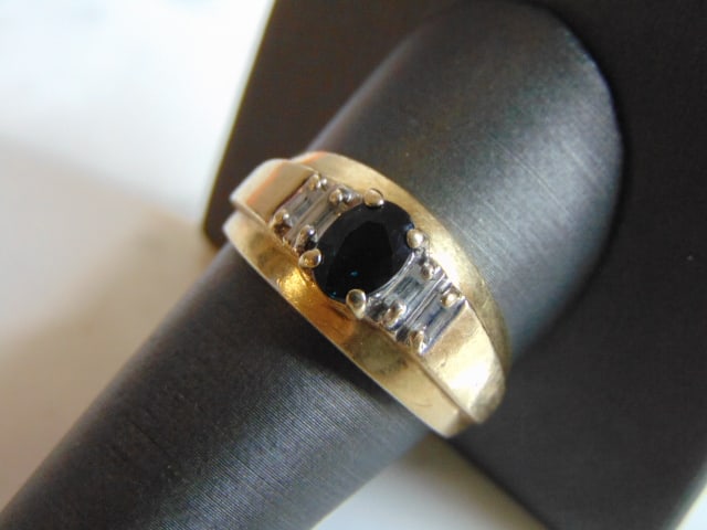 Mens Vintage Estate 10K Gold Sapphire Diamond Ring (1 of 4)