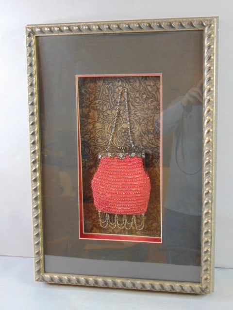 DECORATIVE SHADOW BOX W/ DECO PURSE (1 of 5)