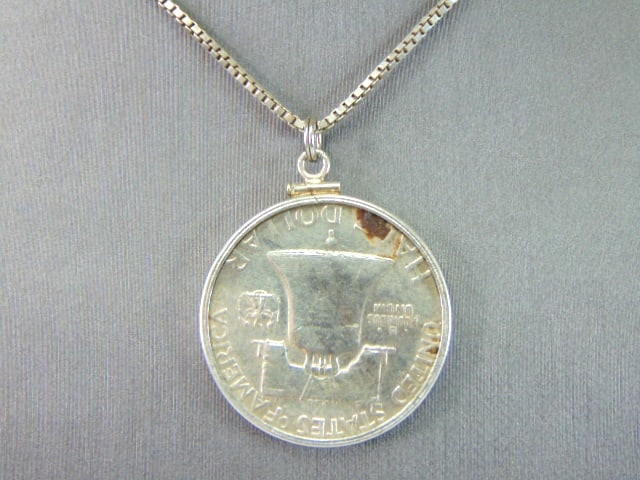 .900 Silver Half Dollar 1953 Coin Pendant W/ Necklace (1 of 3)