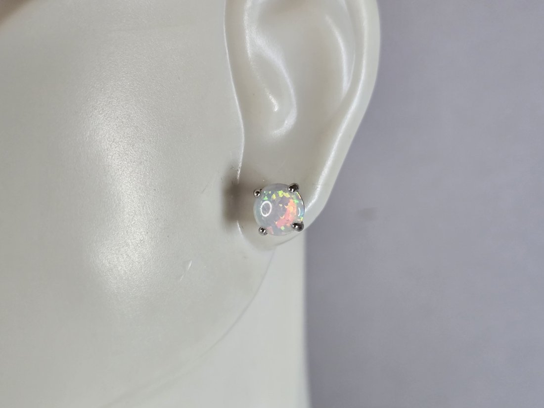 Womens Vintage Estate Sterling Silver Opal Stud Earrings (1 of 4)