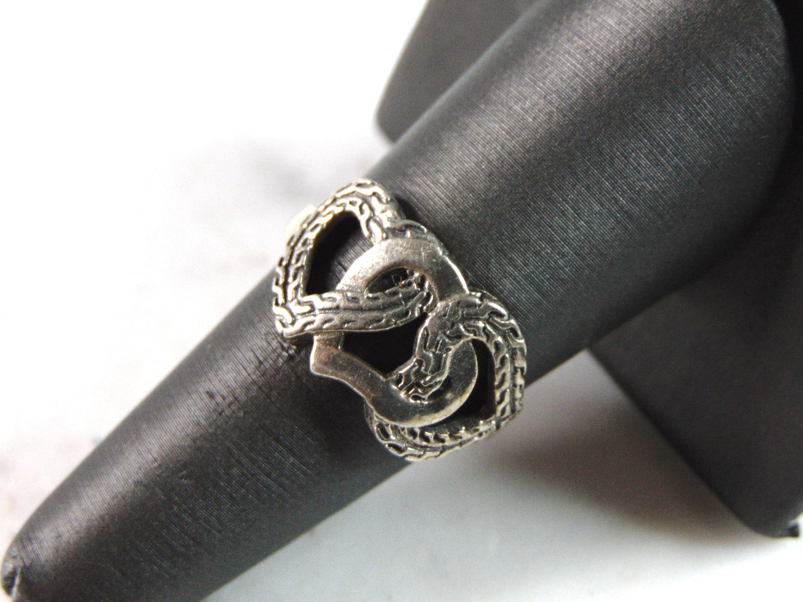 Womens Vintage Estate Sterling Silver Modernist Heart Ring (1 of 5)