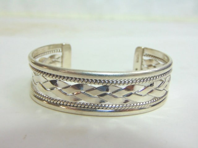 Vintage Estate Sterling Silver Weaved Cuff Bracelet (1 of 5)