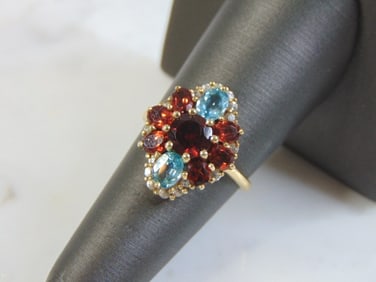 Womens Vintage Estate 10K Gold Ring With Multi Stones