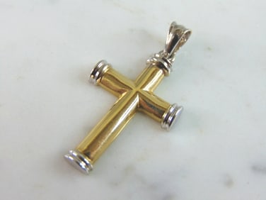 Vintage Estate 14K Gold Religious Cross Pendant