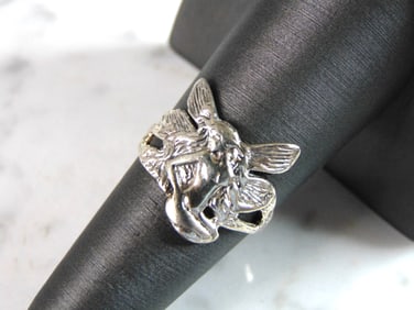 Womens Vintage Estate Sterling Silver Fairy Ring