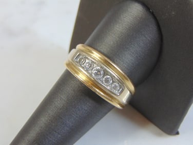 14K Mens Yellow & White Gold Ring w/ Diamonds