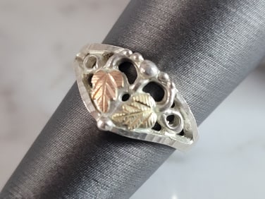 Womens Vintage Estate Sterling Silver Ring