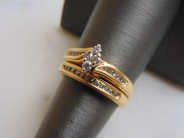 Women's Vintage 14K Yellow Gold Diamond Engagement Ring