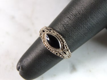 Womens Vintage Estate Sterling Silver Onyx Ring