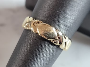 Womens Vintage Estate 10K Yellow Gold Modernist Ring