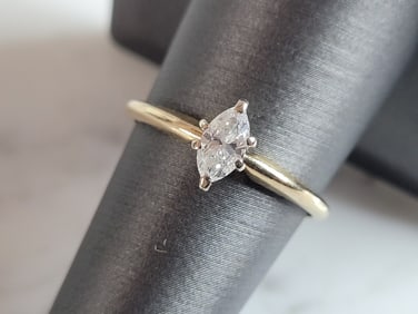 Womens Vintage Estate 14k Yellow Gold Diamond Engagement Ring