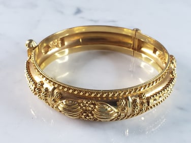 Womens Vintage Estate 22K Yellow Gold Bangle Bracelet