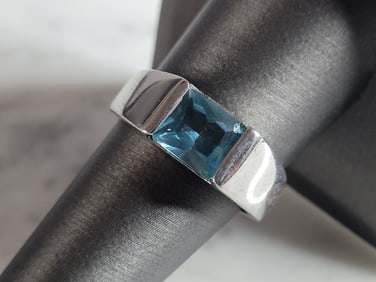 Mens Estate Sterling Silver Modernist Aquamarine Ring