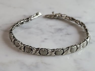 Womens Vintage Sterling Silver Heart Link Bracelet