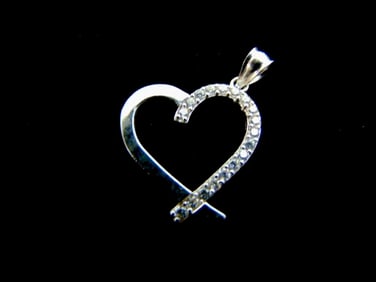 Womens Vintage 14k White Gold Heart Pendant w/ CZ