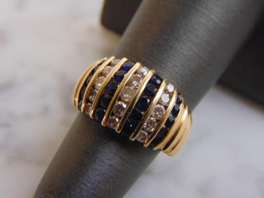 Womens 14k Yellow Gold Ring w/ Sapphire & Diamonds