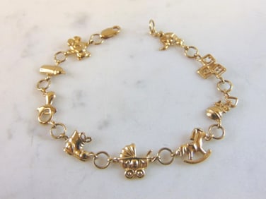 Womens Vintage Estate 10K Yellow Gold New Born Baby Bracelet