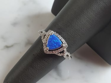 Womens Estate Sterling Silver Modernist Blue Opal Ring