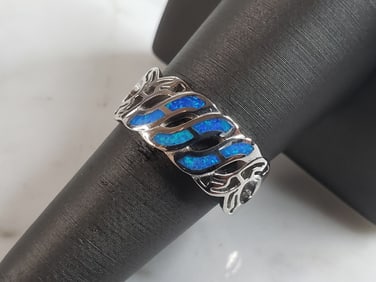 Womens Sterling Silver Modernist Blue Opal Ring