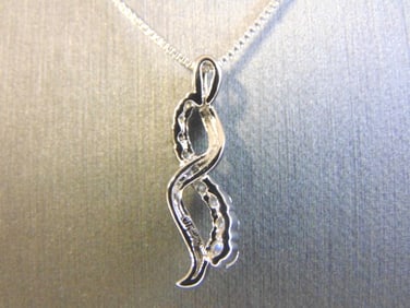 Womens Vintage Sterling Silver CZ Pendant W/ Necklace