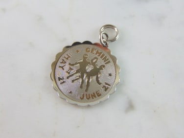 Womens Vintage Estate Sterling Silver Gemini Charm
