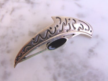 Womens Vintage Estate Sterling Silver Dolphin Brooch