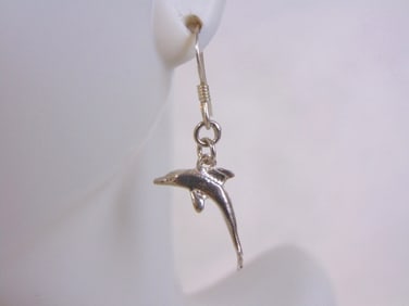 Womens Vintage Estate Sterling Silver Dolphin Earrings