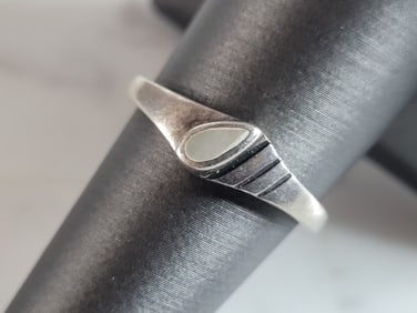 Womens Vintage Estate Sterling Silver Modernist Ring