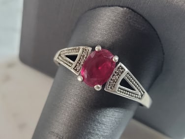 Womens Vintage Estate Sterling Silver Spinel Colored Ring