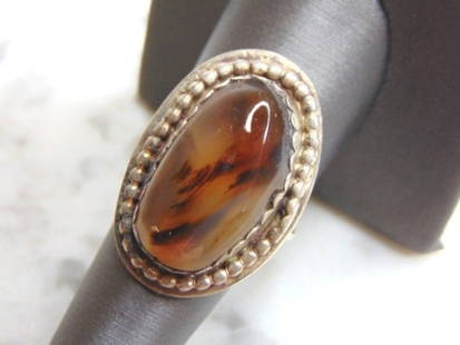 Womens Vintage Estate Sterling Silver Amber Stone Ring: FOR SALE IS THIS WONDERFUL WOMENS VINTAGE ESTATE STERLING SILVER AMBER STONE RING. NOT SURE IF STONE IS REAL OR MAN MADE. THE RING WEIGHS 10.7g, AND IS A SIZE 8.75. ANY QUESTIONS PLEASE DO NOT HESITAT