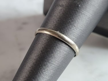 Womens Vintage Estate 10k White Gold Wedding Band Ring