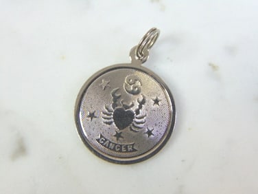 Womens Vintage Estate Sterling Silver Cancer Charm