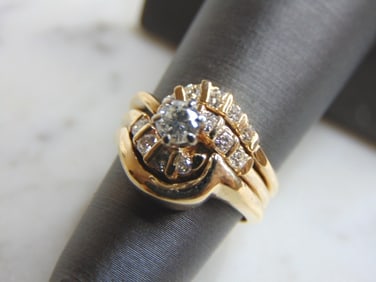 Womens Vintage Estate 14K Yellow Gold Diamond Ring