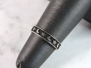Womens Vintage Estate Sterling Silver Stars & Moon Ring