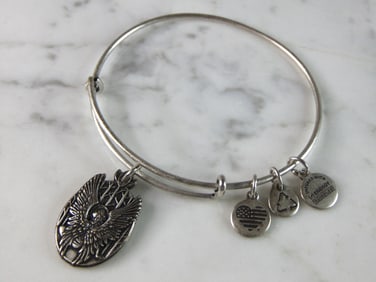 Womens Vintage Estate Alex & Ani Charm Bracelet