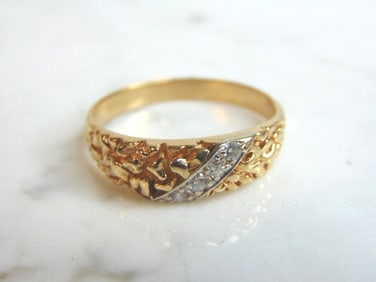 Mens Vintage Estate 14K Yellow Gold Diamond Nugget Ring