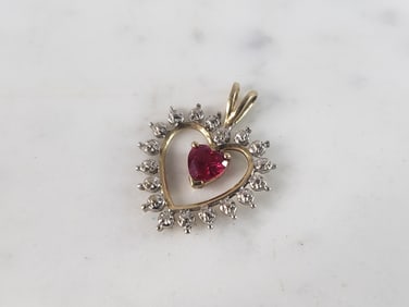 Womens Vintage Estate 10K Gold Heart Ruby Pendant