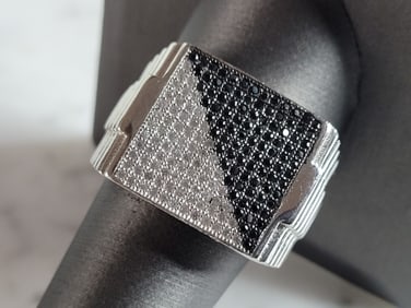 Mens Vintage Estate Sterling Silver CZ Ring