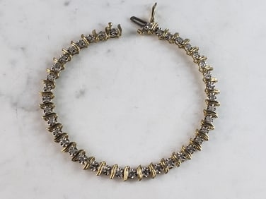Womens Vintage Estate 10K Gold Diamond Tennis Bracelet