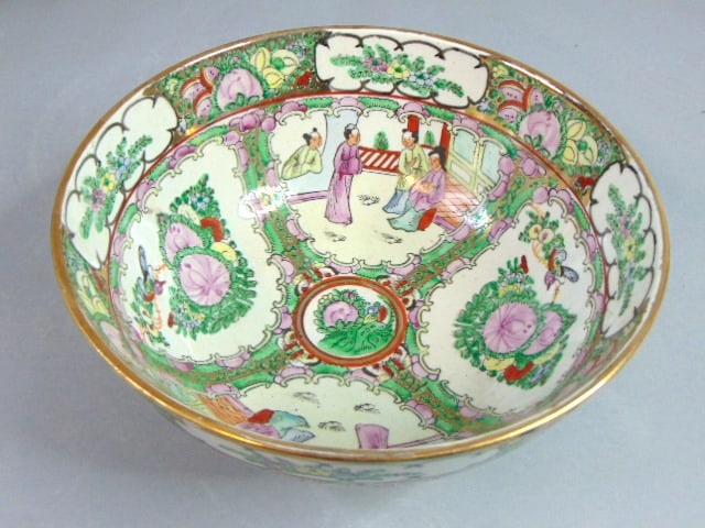 VINTAGE ANTIQUE CHINESE HAND PAINTED PORCELAIN BOWL (1 of 8)