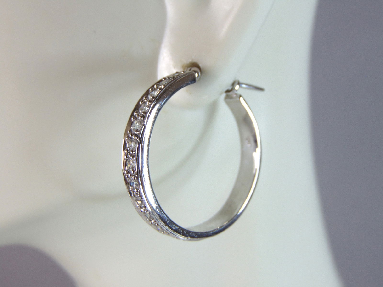 Womens Vintage Estate Sterling Silver CZ Hoop Earrings (1 of 4)
