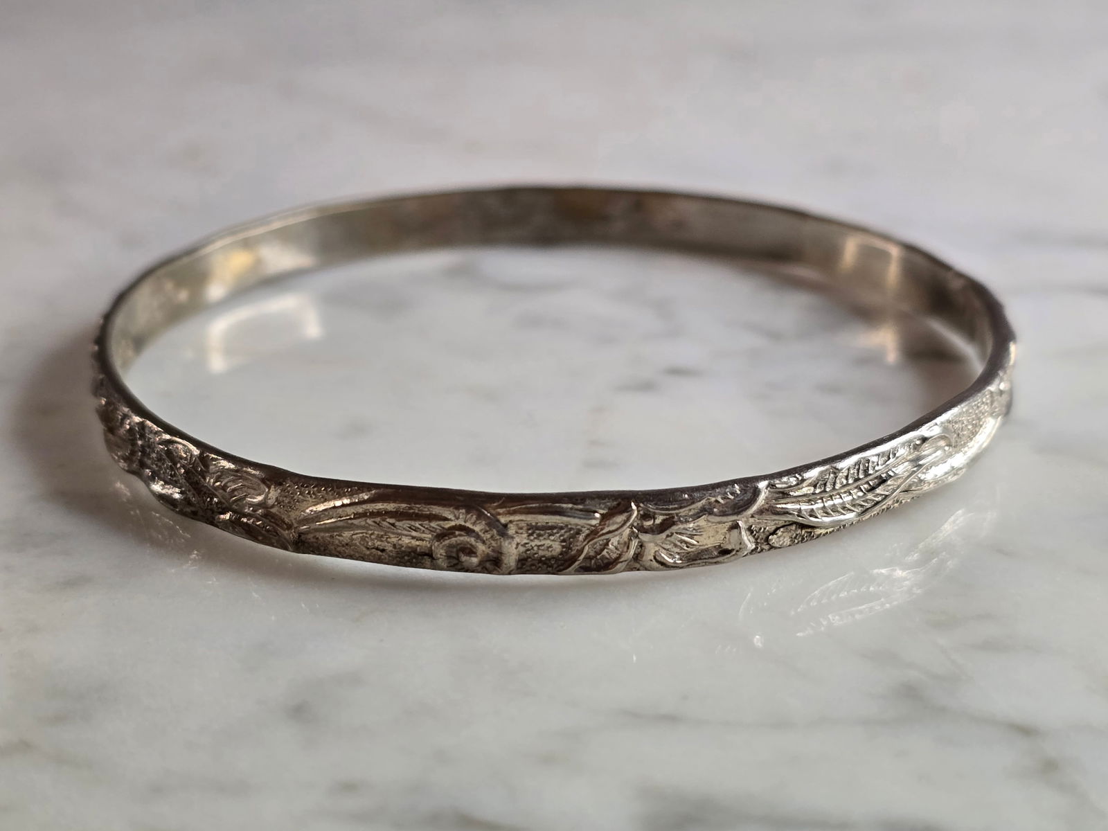 Womens Vintage Estate Sterling Silver Bangle Bracelet (1 of 4)