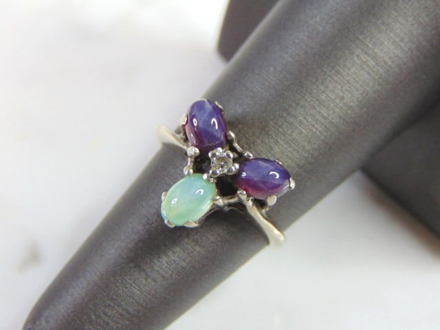 Womens Vintage Estate 10K White Gold Ring (1 of 4)