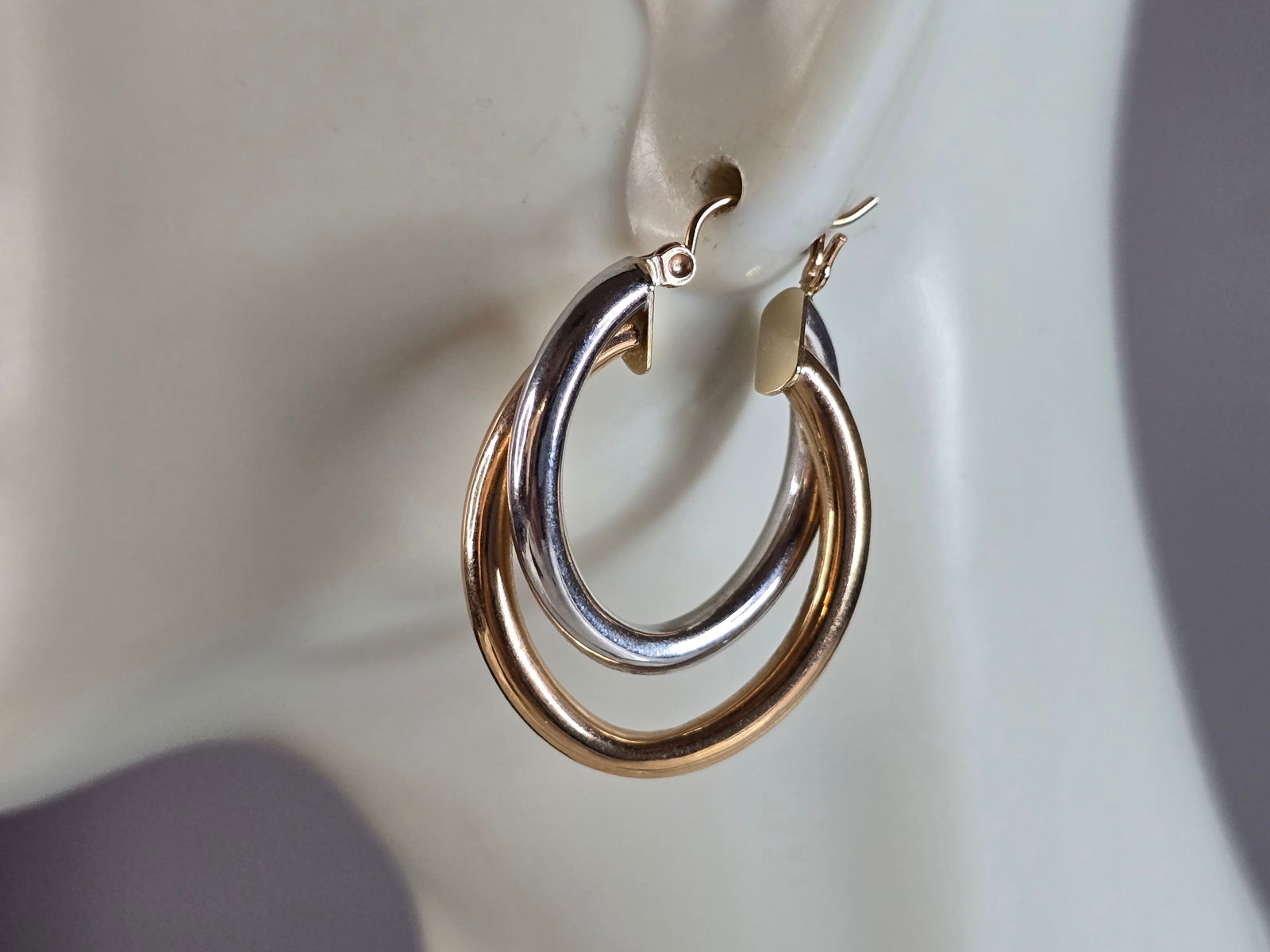 Womens Vintage Estate 14K Multi Tone Gold Hoop Earrings (1 of 4)