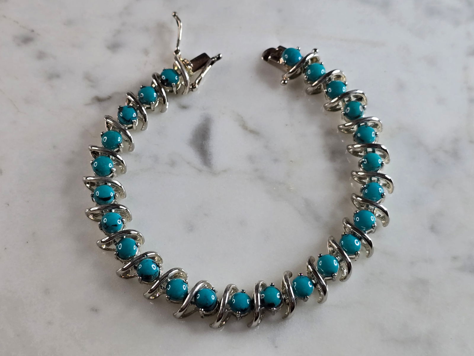 Womens Vintage Estate Sterling Silver Modernist Turquoise Bracelet (1 of 4)