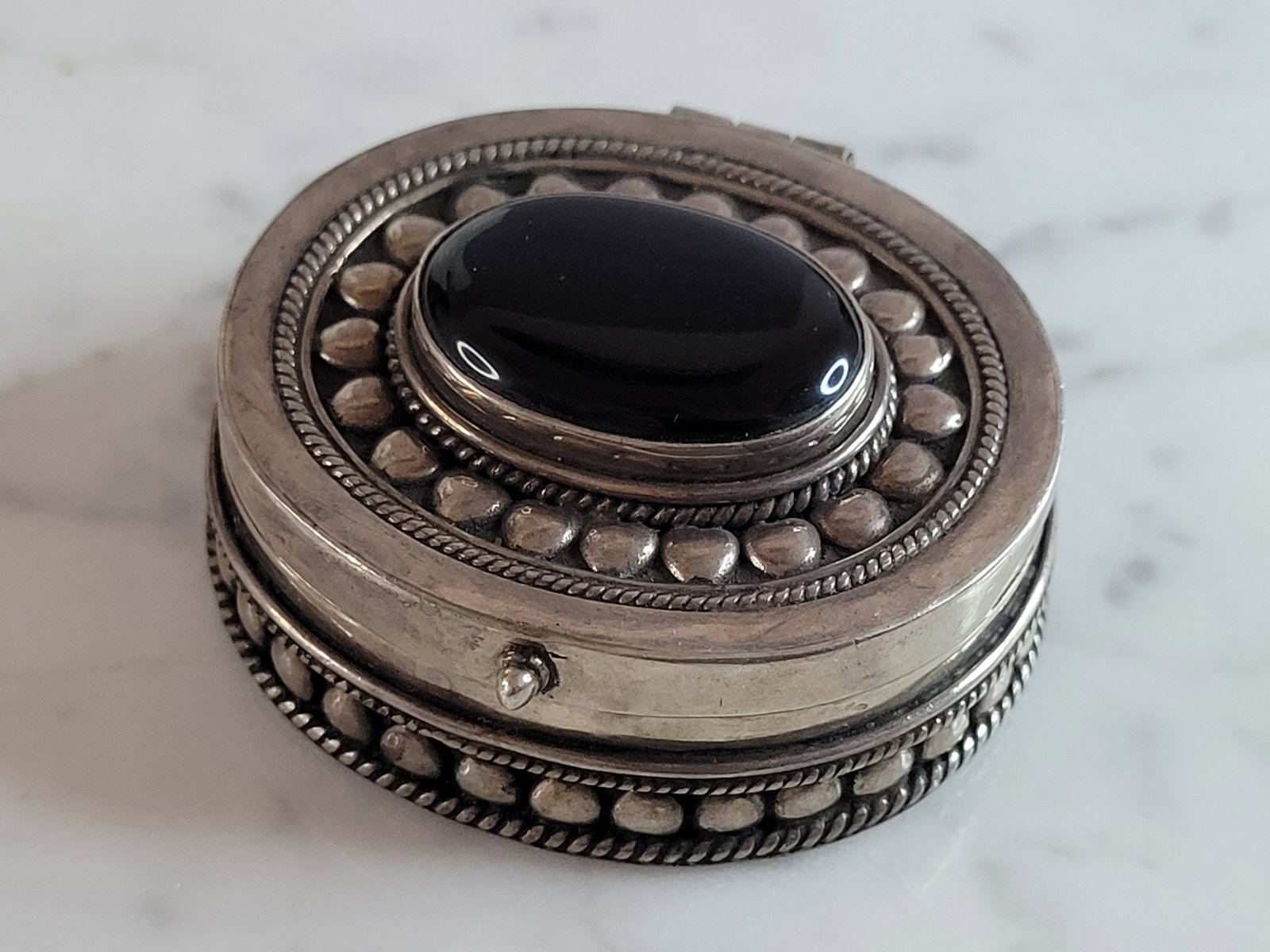 Vintage Collectible Sterling Silver Onyx Pill Box 78.3g (1 of 5)