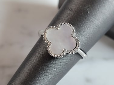 Womens Sterling Silver 4 Leaf Clover Ring