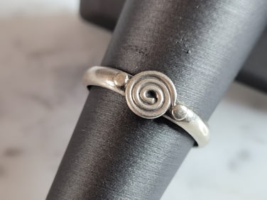 Womens Vintage Estate Sterling Silver Modernist Ring